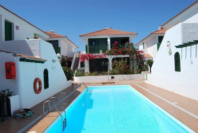 Apartamentos Las Gavias San Agustin  Bagian luar foto